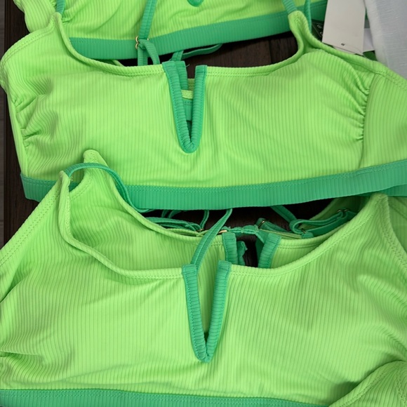 58. Salt + Cove V-Wire Ribbed Bralette Bikini Top - Picture 2 of 2